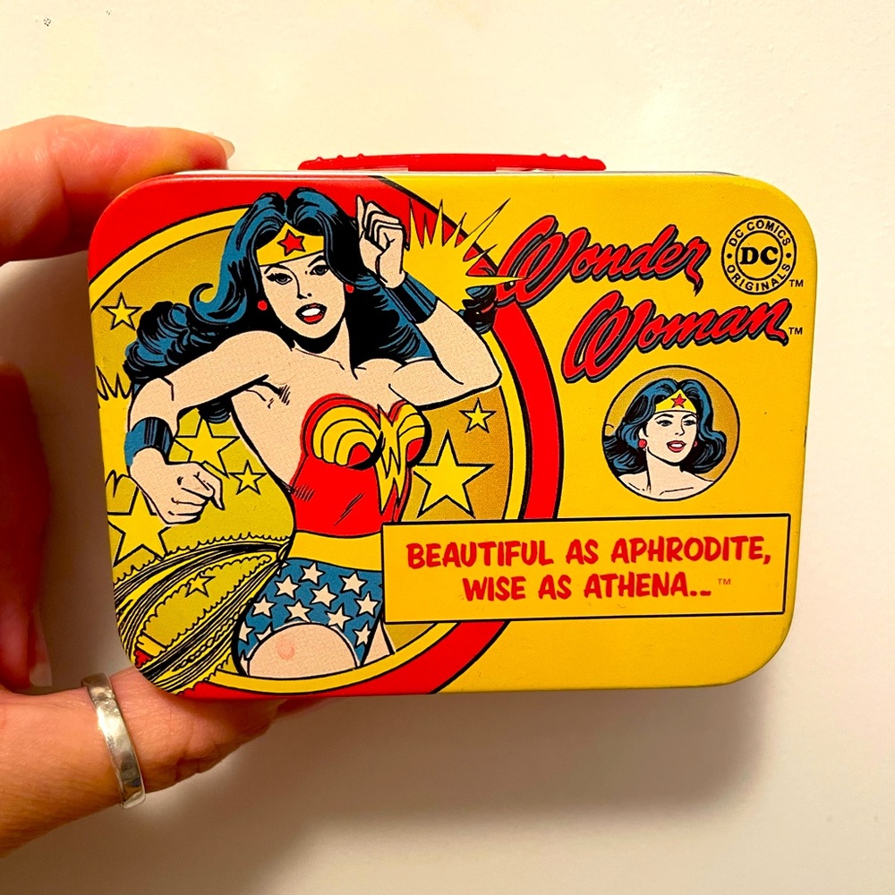 3 for $15 ⭐️ Wonder Woman Mini Lunch Box Storage Tin ⭐️